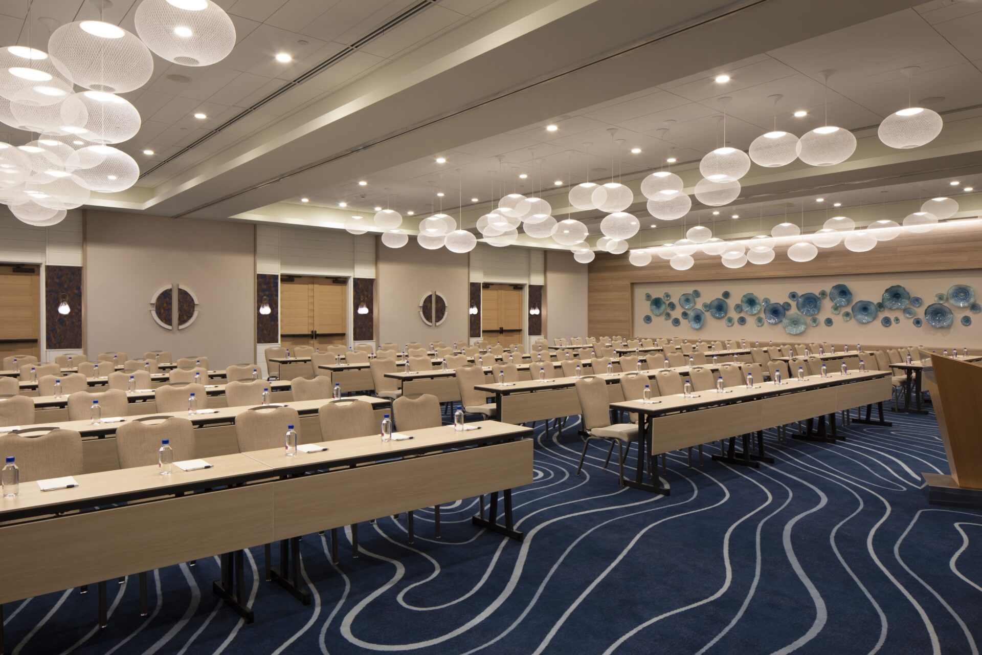 classroom set up of chairs and tables